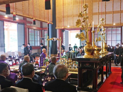 比叡山阿弥陀堂での慰霊法要の様子